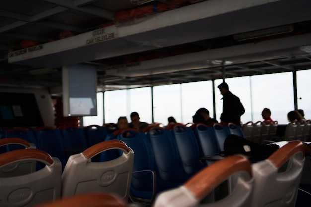 Photo voyage en ferry vers les îles des princes depuis istanbul détails et passagers du ferry