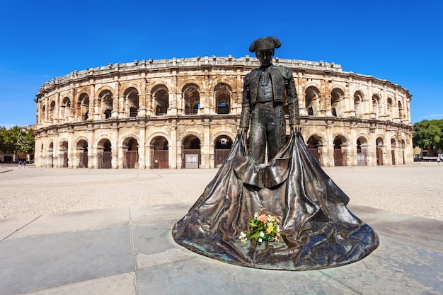 Photo vue aérienne des arènes de nîmes france