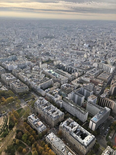 Photo vue aérienne des bâtiments de la ville contre le ciel