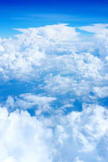 Vue aérienne, de, ciel bleu, et, nuage vue de dessus, depuis, avion, fenêtre, nature, fond