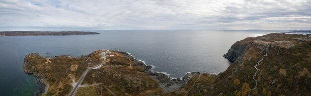 Vue aérienne de la côte rocheuse de l'océan Atlantique Terre-Neuve Canada Nature Background