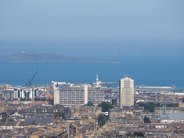 Vue aérienne d'Édimbourg depuis Calton Hill