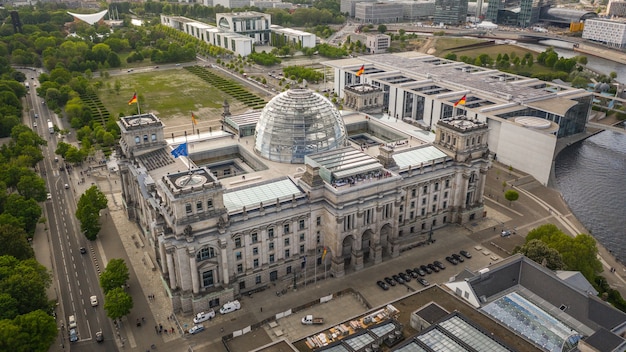 Vue aérienne du bâtiment du Reichstag à Berlin