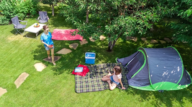 Vue aérienne du camping d'en haut