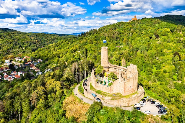 Vue aérienne du château de Windeck à Weinheim - Bade-Wurtemberg, Allemagne