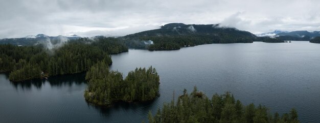 Vue aérienne du lac Ruby