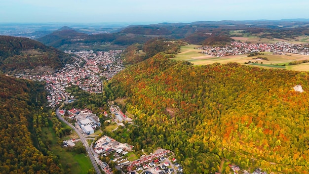 Vue aérienne du lac Silvenstein Top down Haute-Bavière Allemagne à l'automne