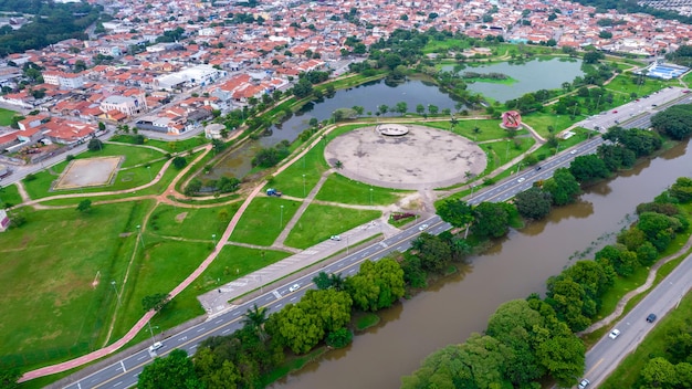 Vue aérienne du Parque das Aguas à Sorocaba Brésil