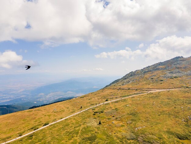 Photo vue aérienne du paysage de la montagne vitosha en bulgarie