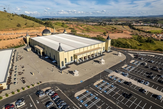 Vue aérienne du plus grand sanctuaire de Santa Rita au monde à Cassia Minas Gerais Brésil