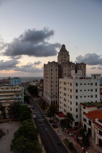 Vue aérienne du quartier résidentiel de la capitale cubaine de la ville de La Havane