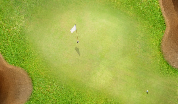 Vue aérienne du terrain de golf