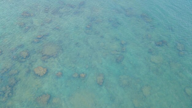 Vue aérienne de l&#39;eau de mer