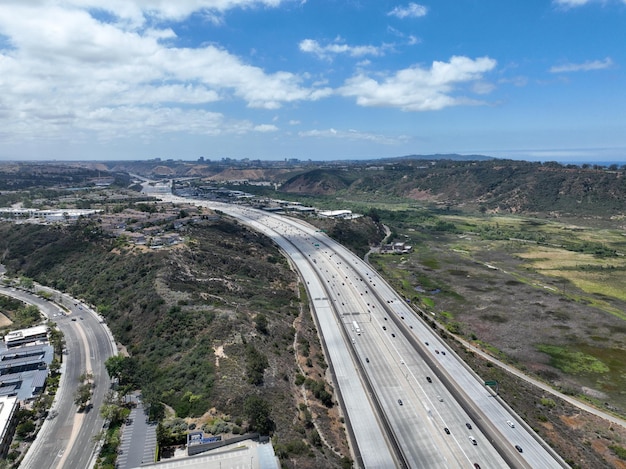 Vue aérienne de l'échangeur routier et de la jonction de l'autoroute de san diego interstate california usa