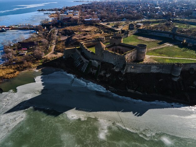 Vue aérienne de la forteresse d'Akkerman à BelgorodDniester Ukraine en hiver L'une des plus grandes forteresses d'Europe de l'Est