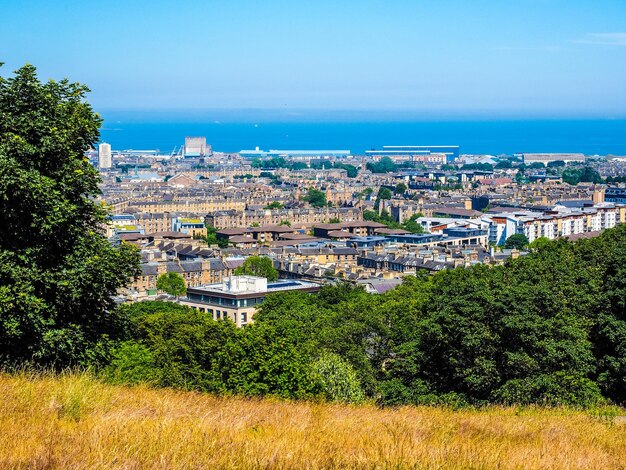 Vue aérienne HDR d'Édimbourg depuis Calton Hill