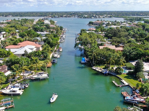 Vue aérienne de l'île-barrière de Siesta Key dans la côte du golfe du Mexique de Sarasota en Floride USA