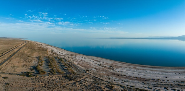 Vue aérienne sur la mer de Salton en Californie