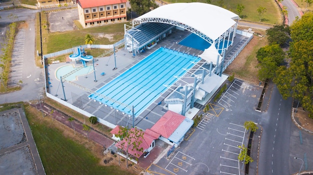 Vue aérienne de la piscine