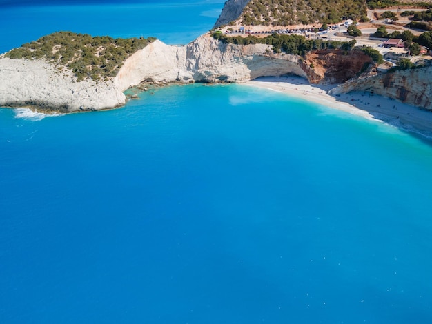 Vue aérienne de la plage de Porto Katsiki sur l'île de Lefkada