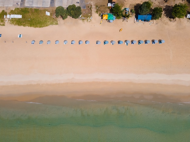 Vue aérienne de la plage