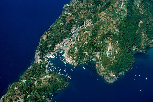 Vue aérienne de Portofino Italie d'avion