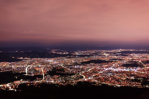 Vue aérienne de Séoul en Corée du Sud la nuit