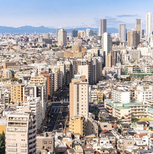 Vue aérienne shinjuku de gratte-ciels de Tokyo.