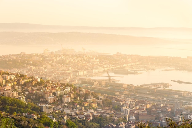 Vue aérienne de trieste italie