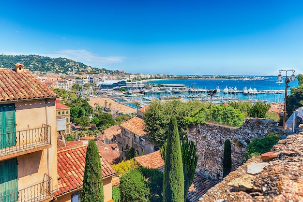 Vue aérienne sur le Vieux Port Cannes Cote d'Azur France