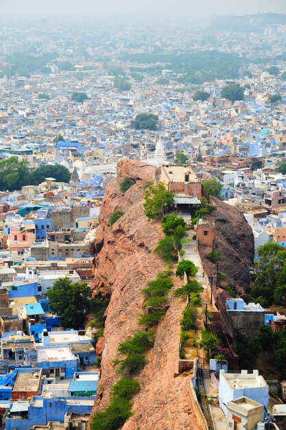 Photo vue aérienne de la ville bleue de jodhpur au rajasthan, en inde