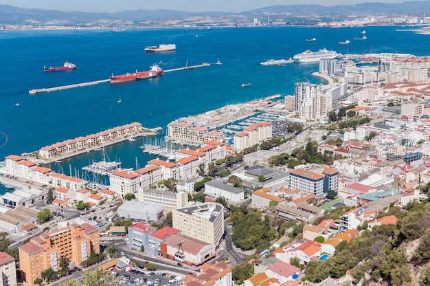 Vue aérienne sur la ville de Gibraltar