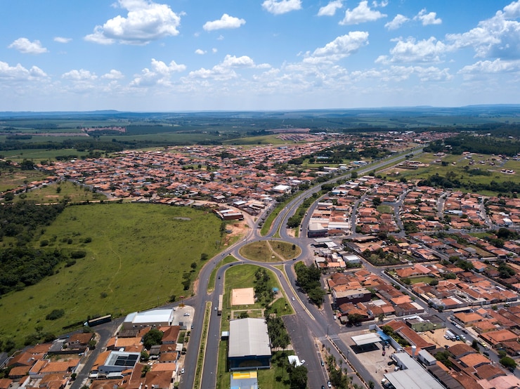Photo vue aérienne de la ville de santa rosa do viterbo, sao paulo, brésil.