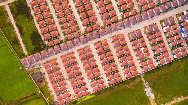 Vue Aérienne Vue De Dessus Du Lotissement, Tir De Drone