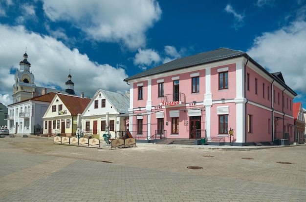 Vue de l'ancienne architecture à Novogrudok, Biélorussie, 6 juillet 2017