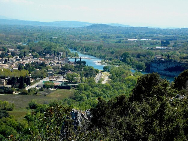 Vue d'angle élevé du paysage urbain contre le ciel