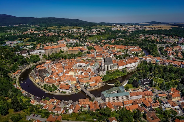 Vue d'angle élevé du paysage urbain contre le ciel