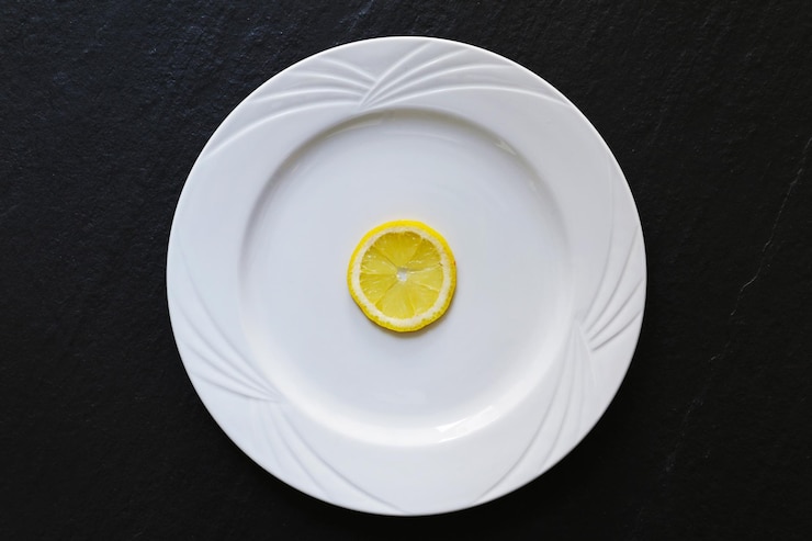 Photo vue d'angle élevé des fruits dans l'assiette sur la table
