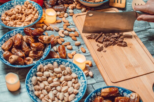 Vue d'angle élevé de la nourriture sur la table