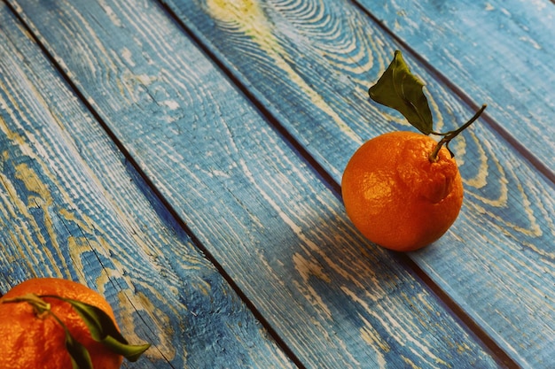 Photo vue d'angle élevé de l'orange sur la table