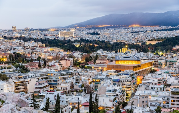 Vue d'Athènes dans la soirée Grèce
