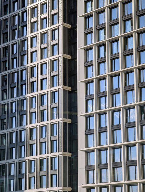 Vue à bas angle d'un bâtiment moderne