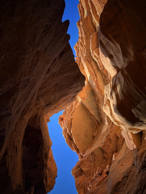 Vue en bas angle de la formation rocheuse