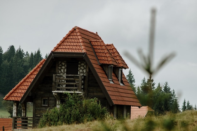 Vue d'un bâtiment sous un angle bas