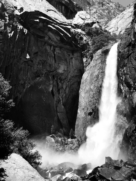 Photo vue de la cascade