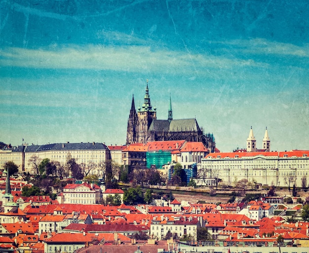 Vue de la cathédrale Saint-Vit de Hradchany