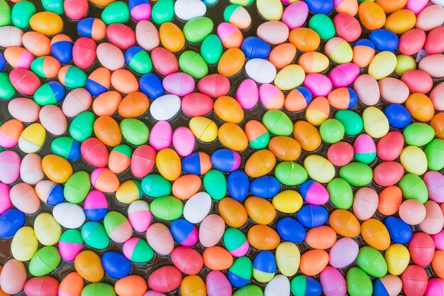 Vue complète des boules multicolores