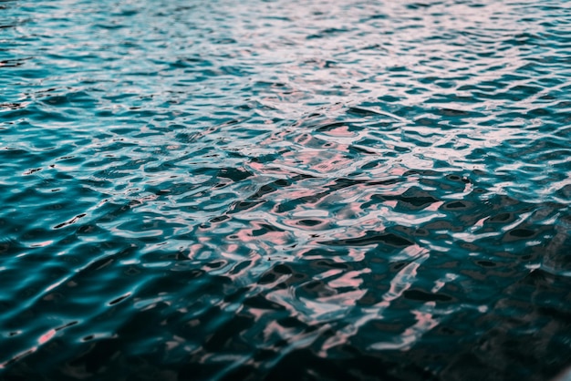 Vue complète de l'eau dans la mer