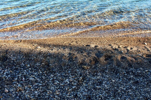 Vue complète de l'eau sur la plage