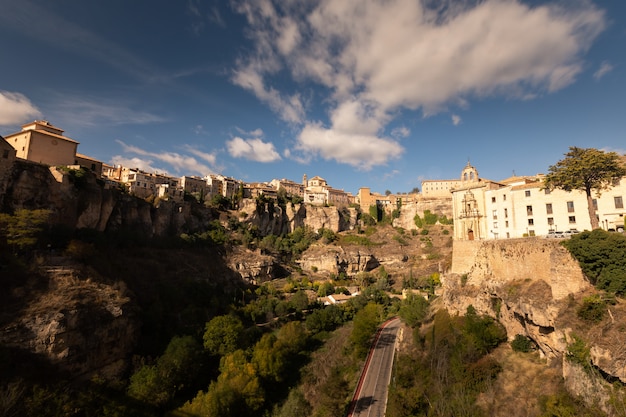 Vue depuis la capitale Cuenca dans la région de Castilla-La Mancha en Espagne.